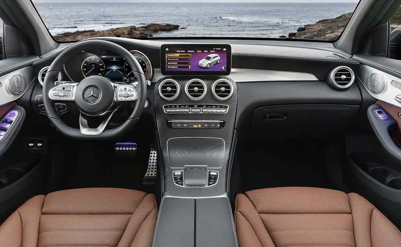 Mercedes-Benz GLC - Cabin and Practicality