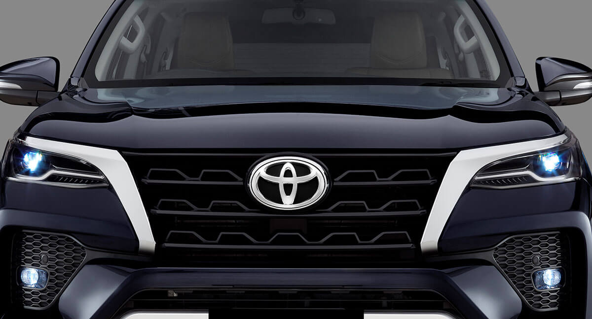 Toyota Fortuner - Exterior